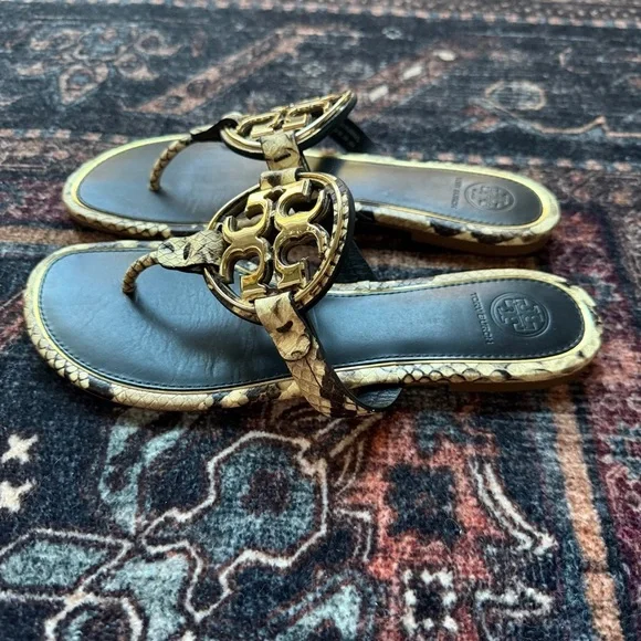 Tory Burch Metal Miller Stamped Snake Printed Leather Sandals Desert Roccia - Picture 5 of 8